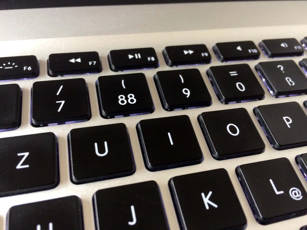 Tastatur eines Notebooks mit "88"